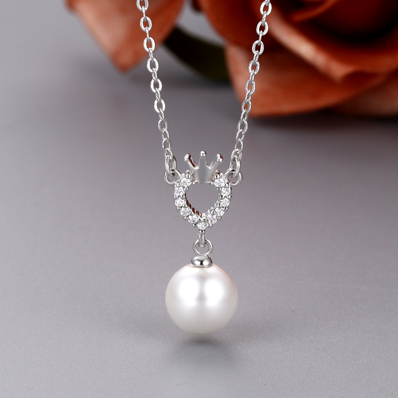 3:Platinum Color Necklace