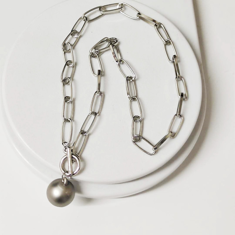 2:Silver necklace