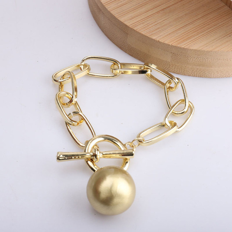 3:Gold bracelet