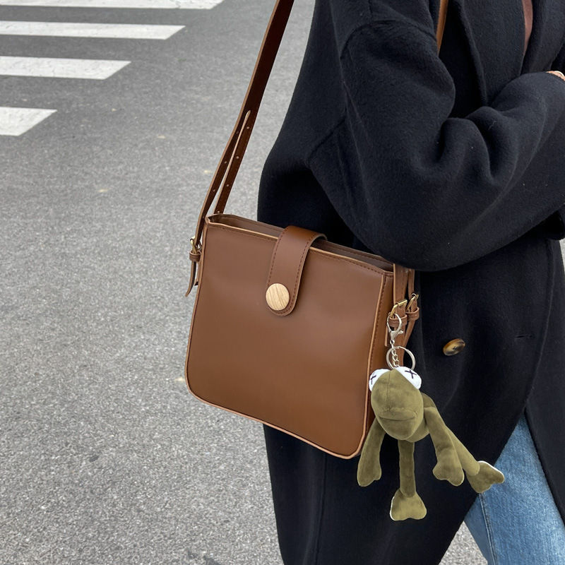 brown Pendant