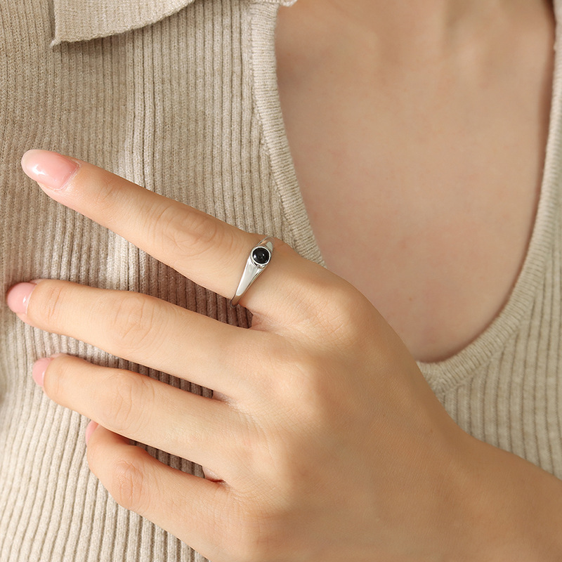 A421 - Steel Black Glass Bead Ring