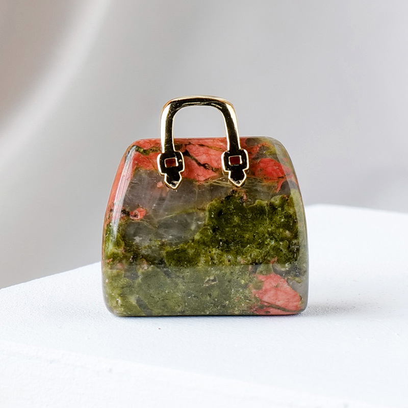 15 Unakite