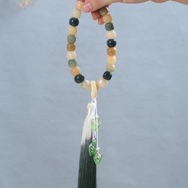 2:Deep six hand tassel section