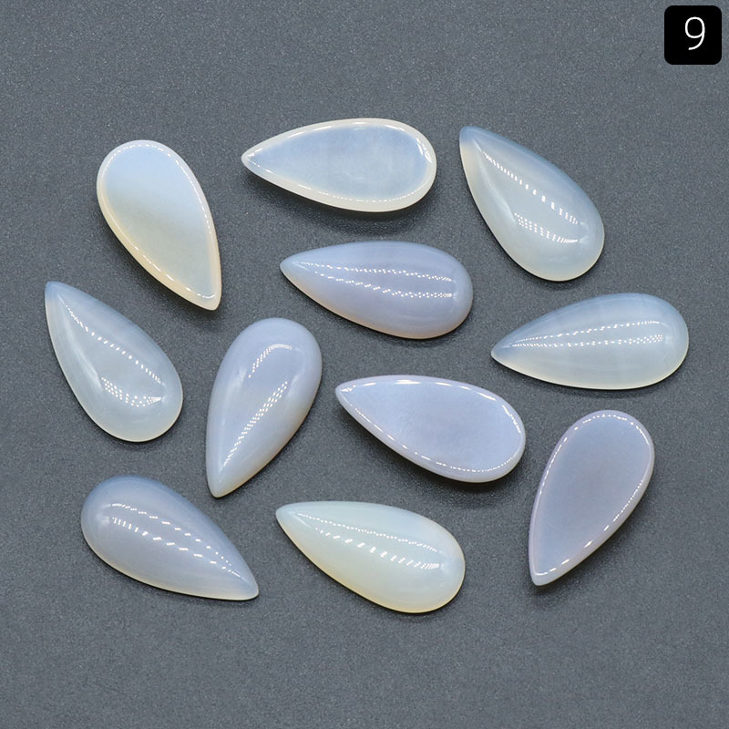 9:white agate