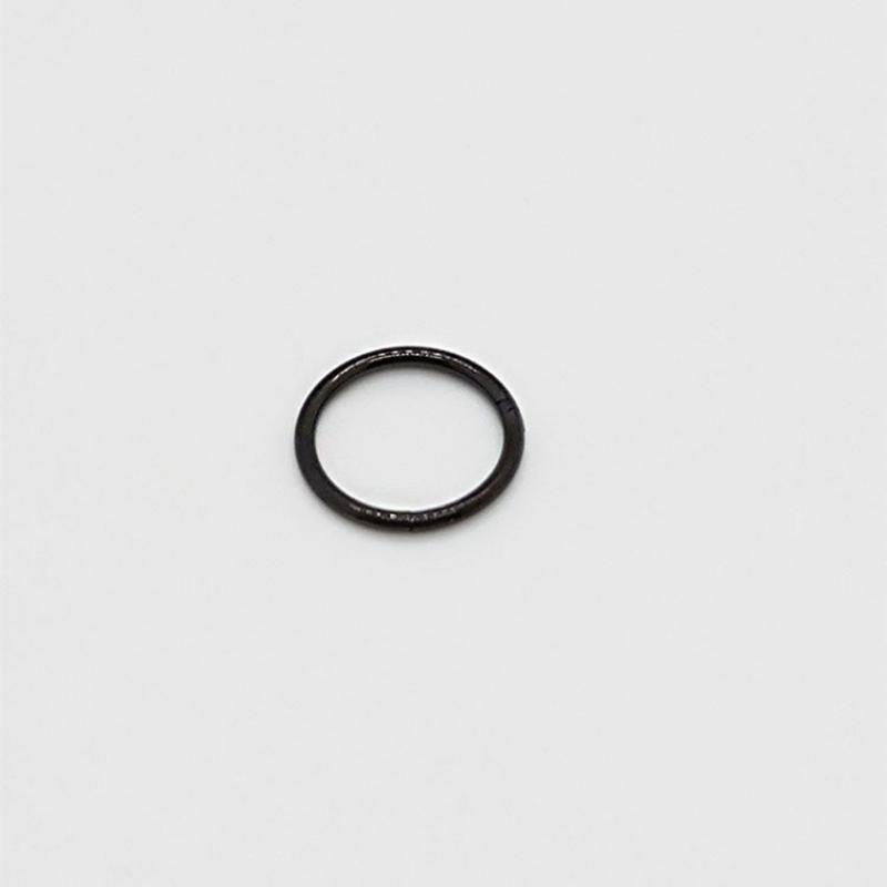 black 8mm