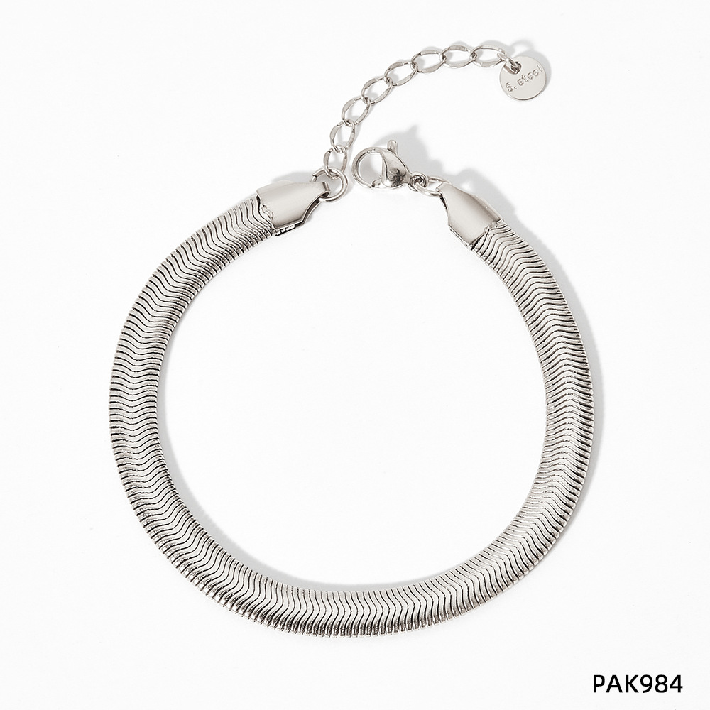 PAK984 white and gold bracelet