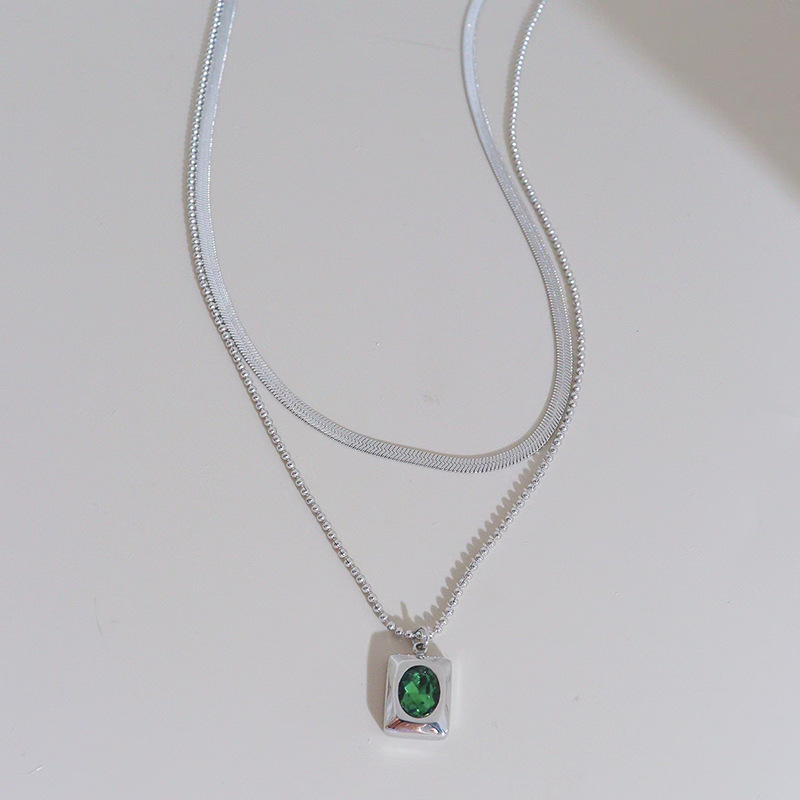 DDP061 Silver green diamond