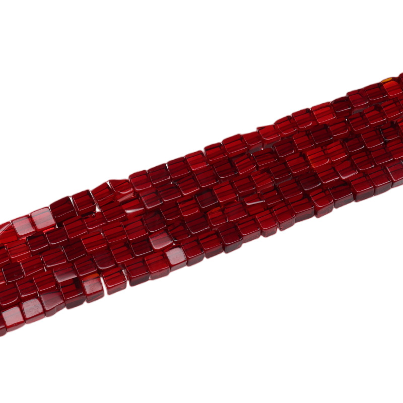 8:K9 Quartz dark red