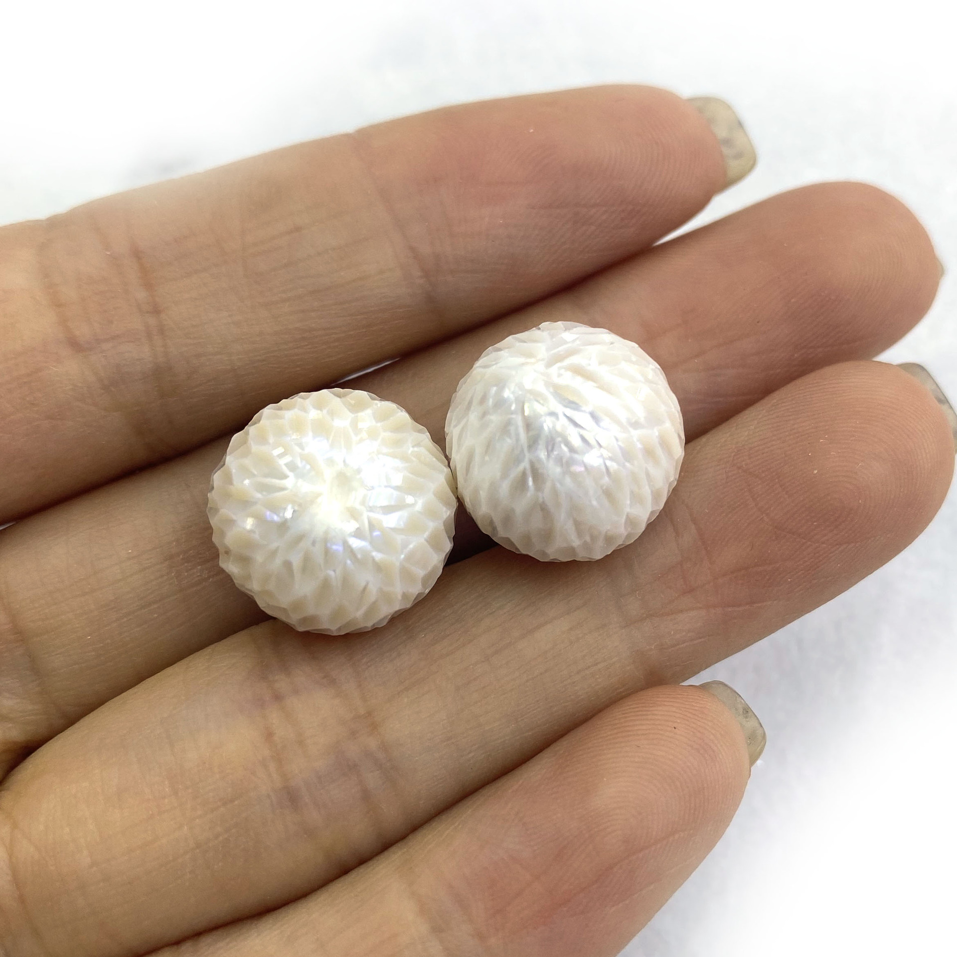 White 12-13mm