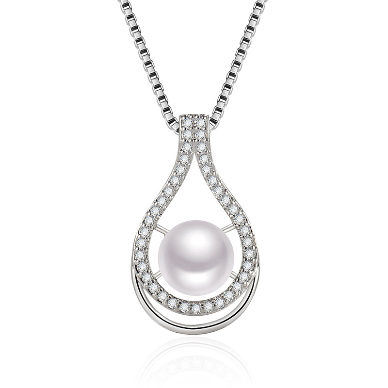 platinum color necklace