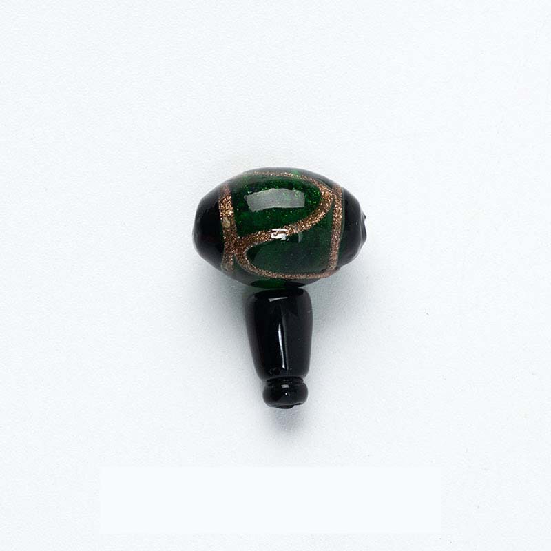 7:Green (3-Hole Gurn Bead)