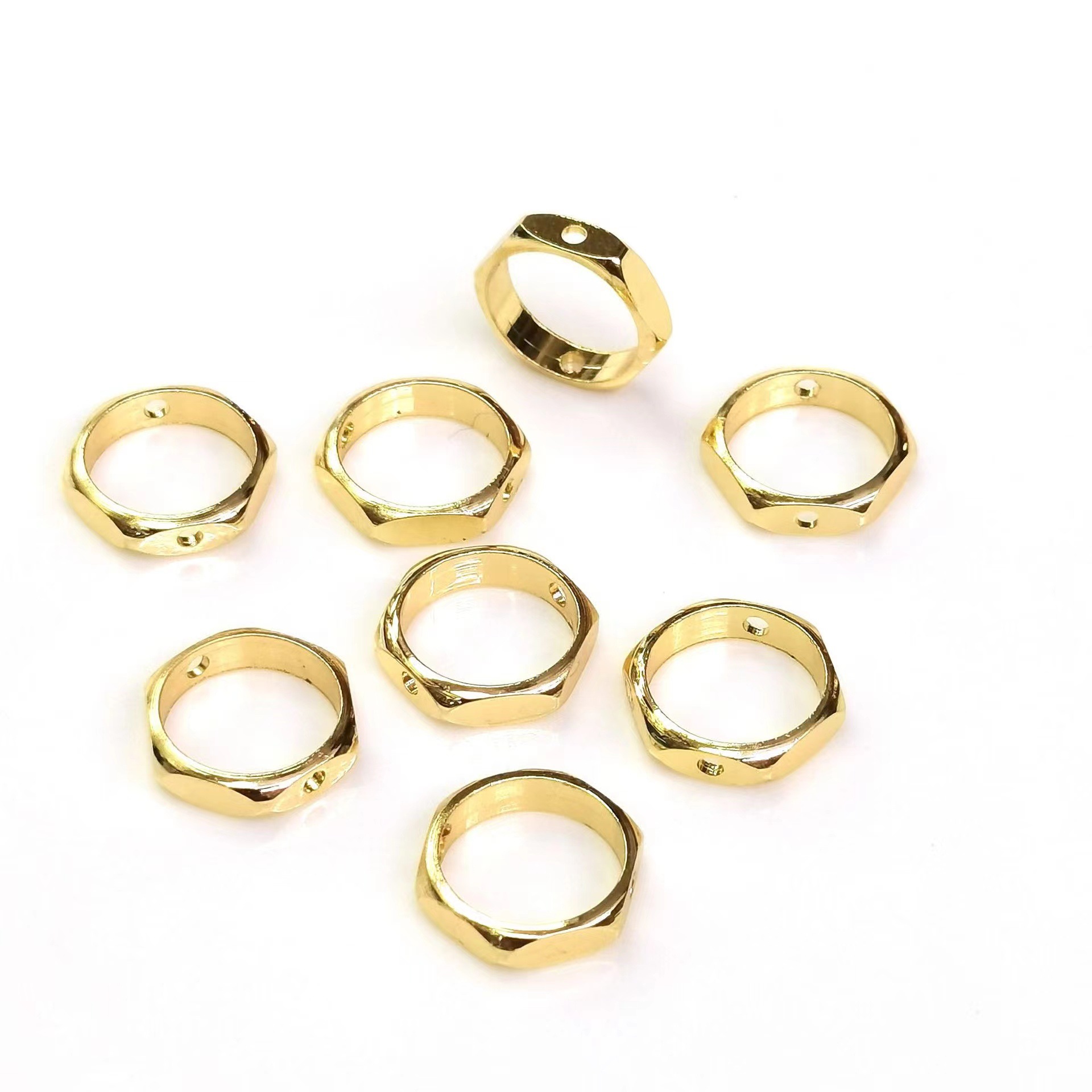 A 14K gold 8mm