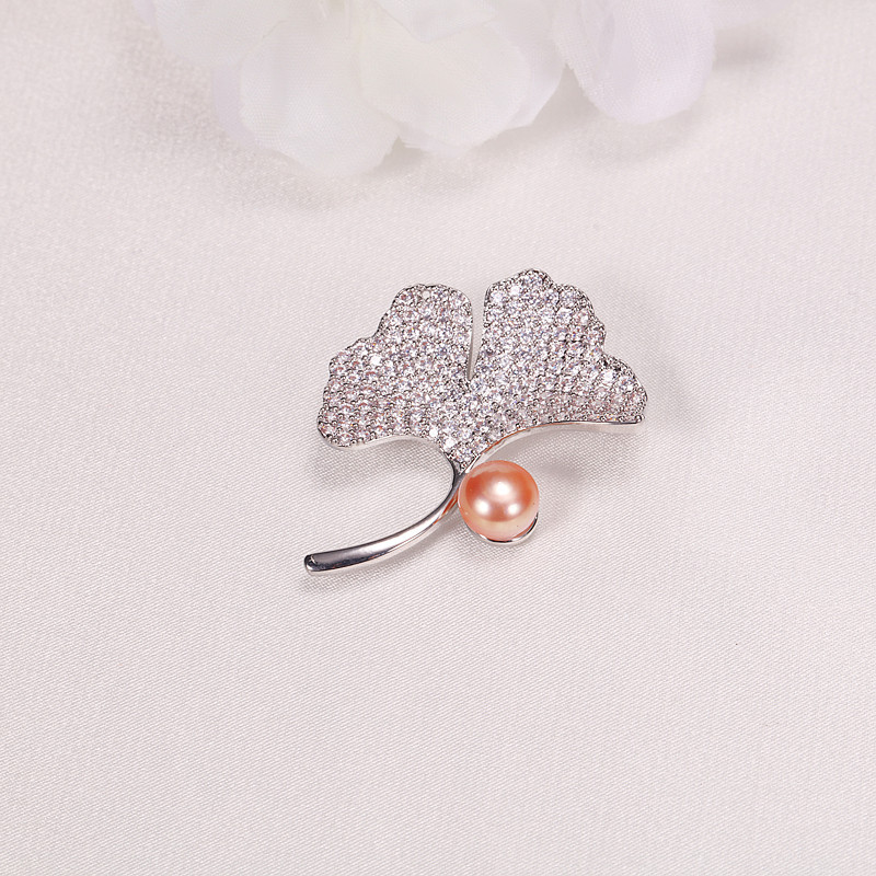 8mm pink pearl platinum brooch