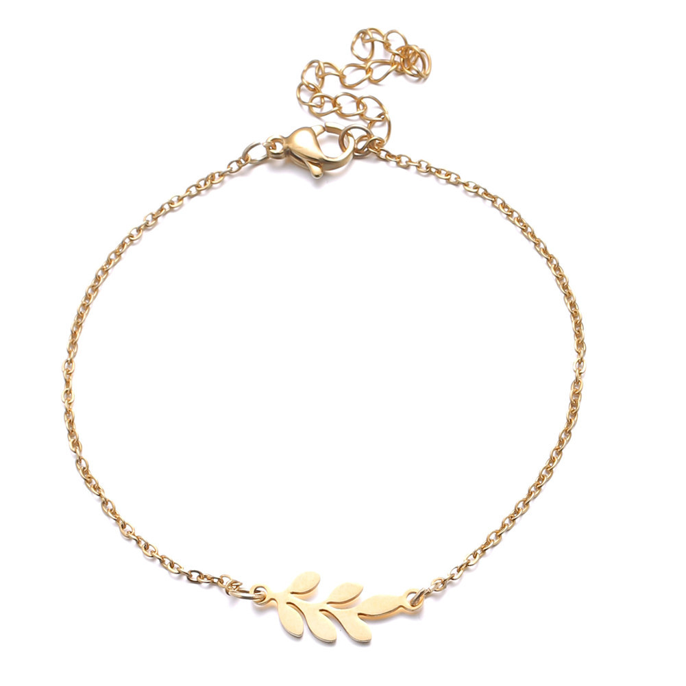 1:gold bracelet