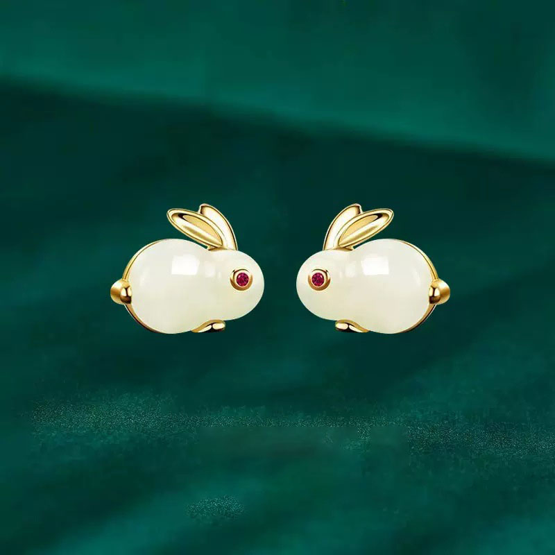 Auspicious jade rabbit ear stud