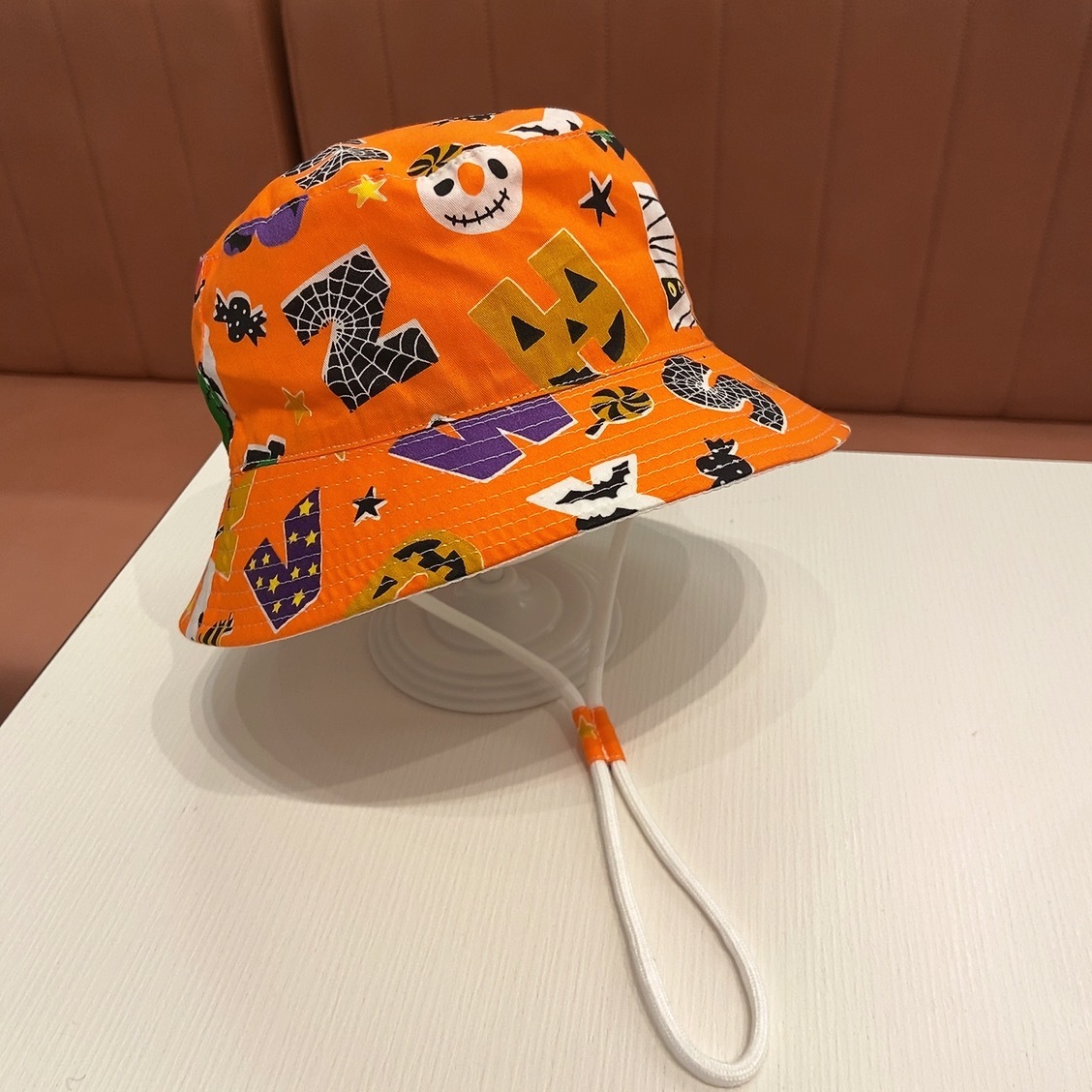 Small orange brim cloth Halloween letters