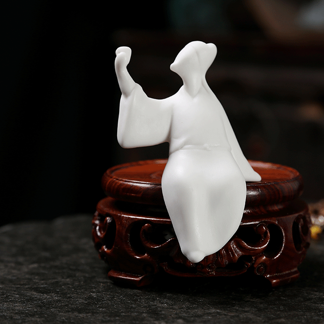 White porcelain - Sitting style 6*3.5*9.5cm