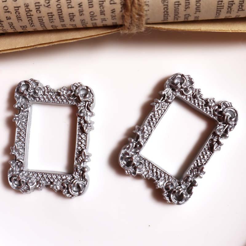 2:Small silver photo frame 3.4x4.8cm