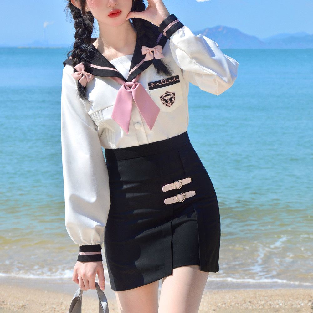 Long sleeve   short skirt   bow tie