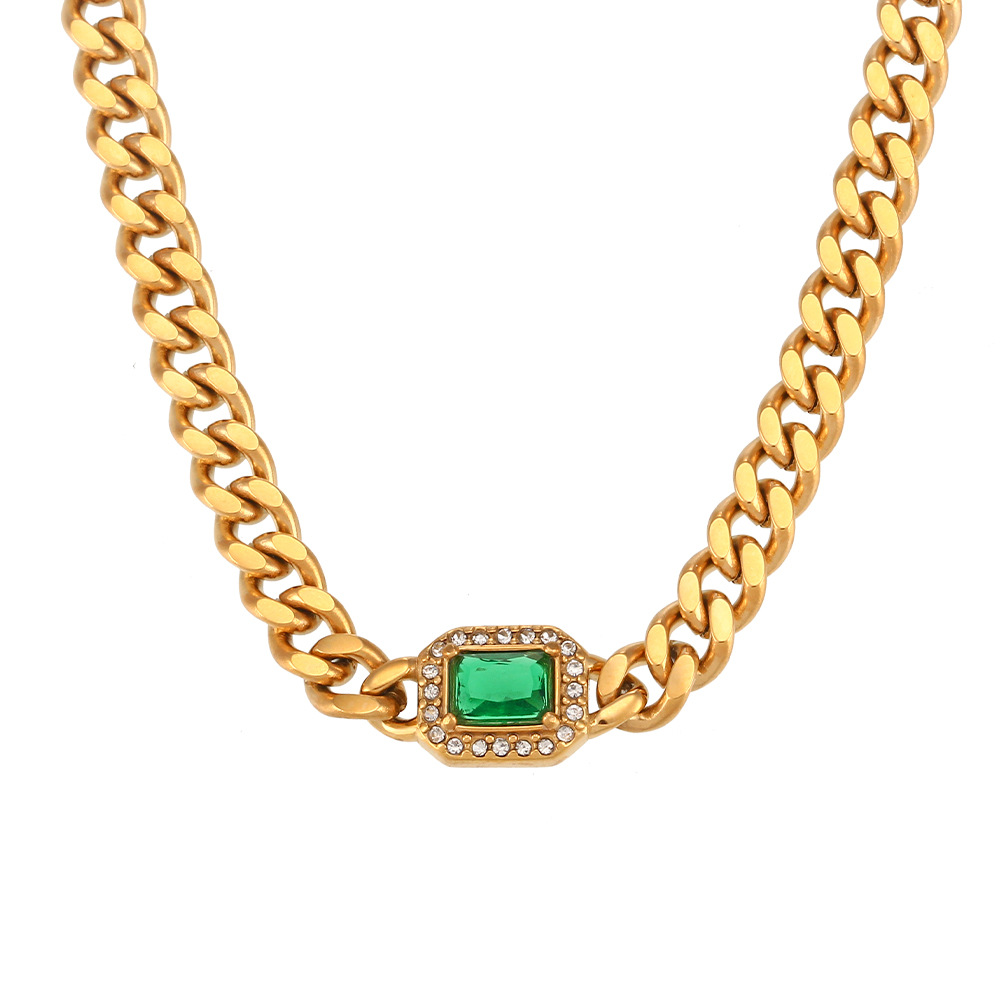 Necklace green