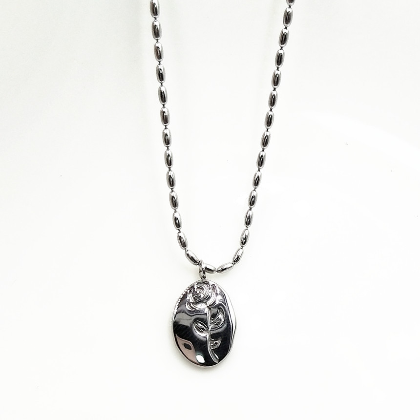 Steel necklace