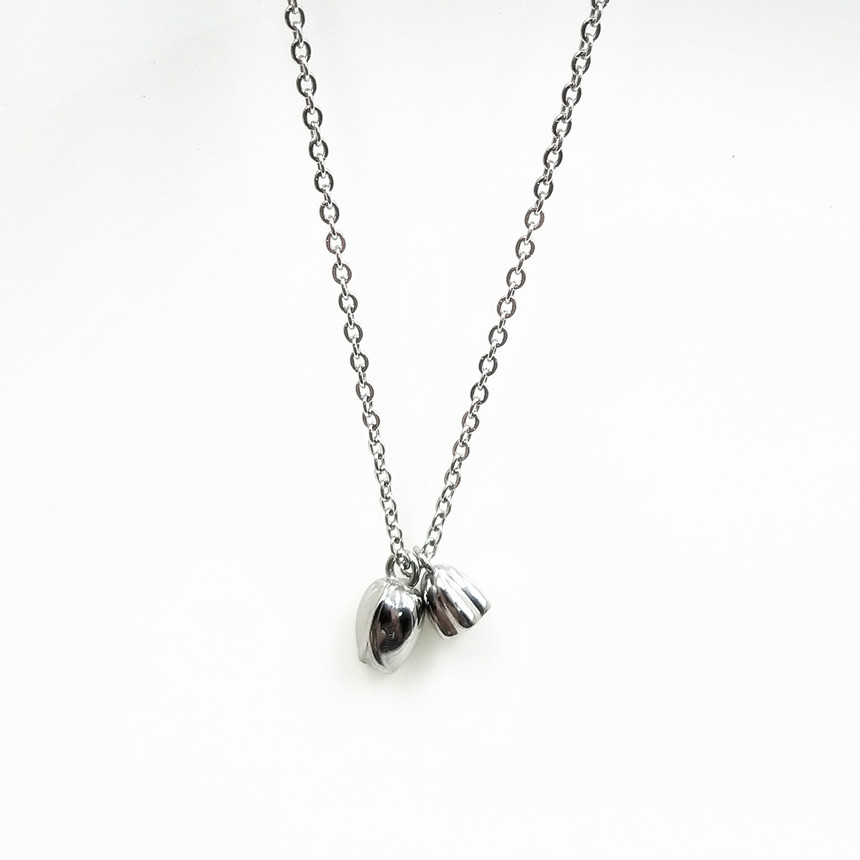 4:Steel necklace