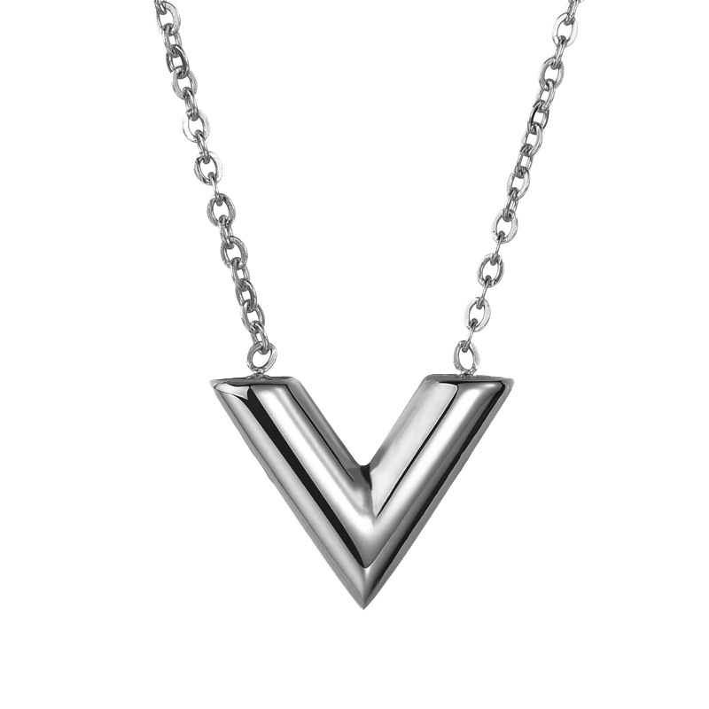 Steel necklace