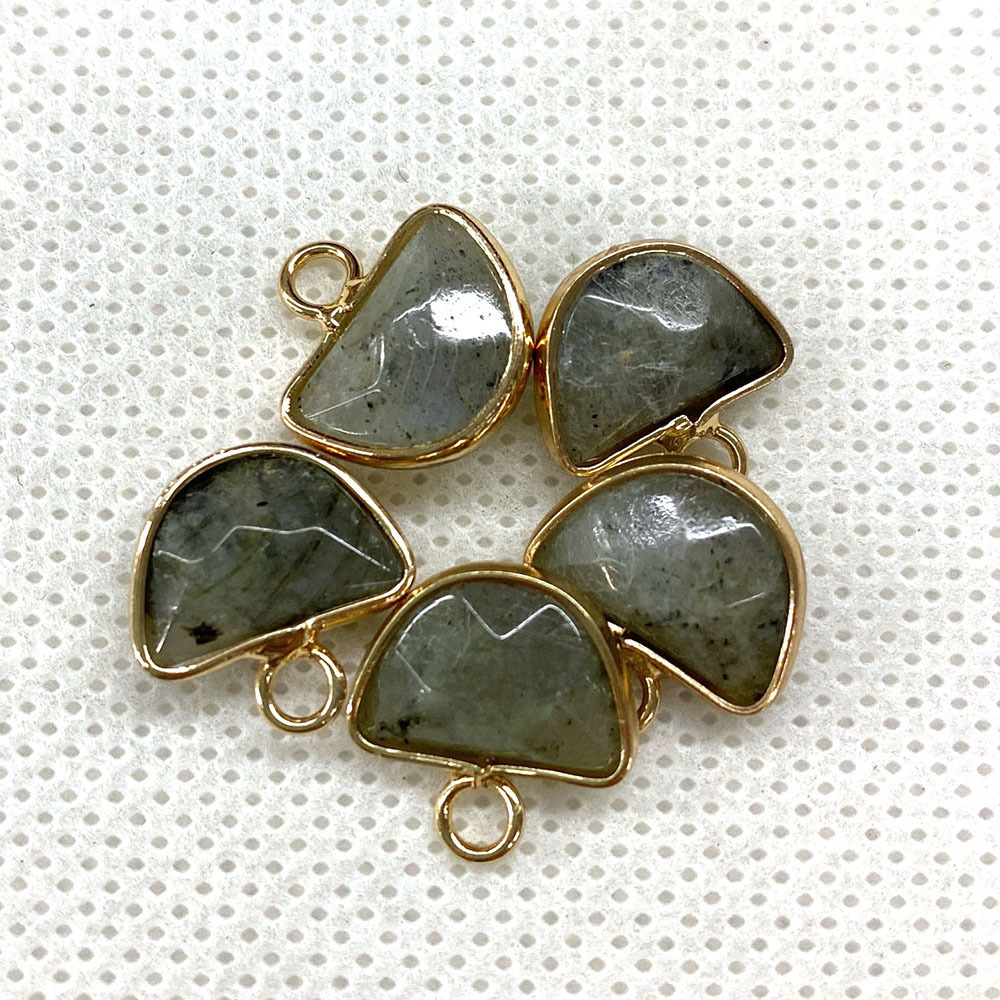 6 labradorite