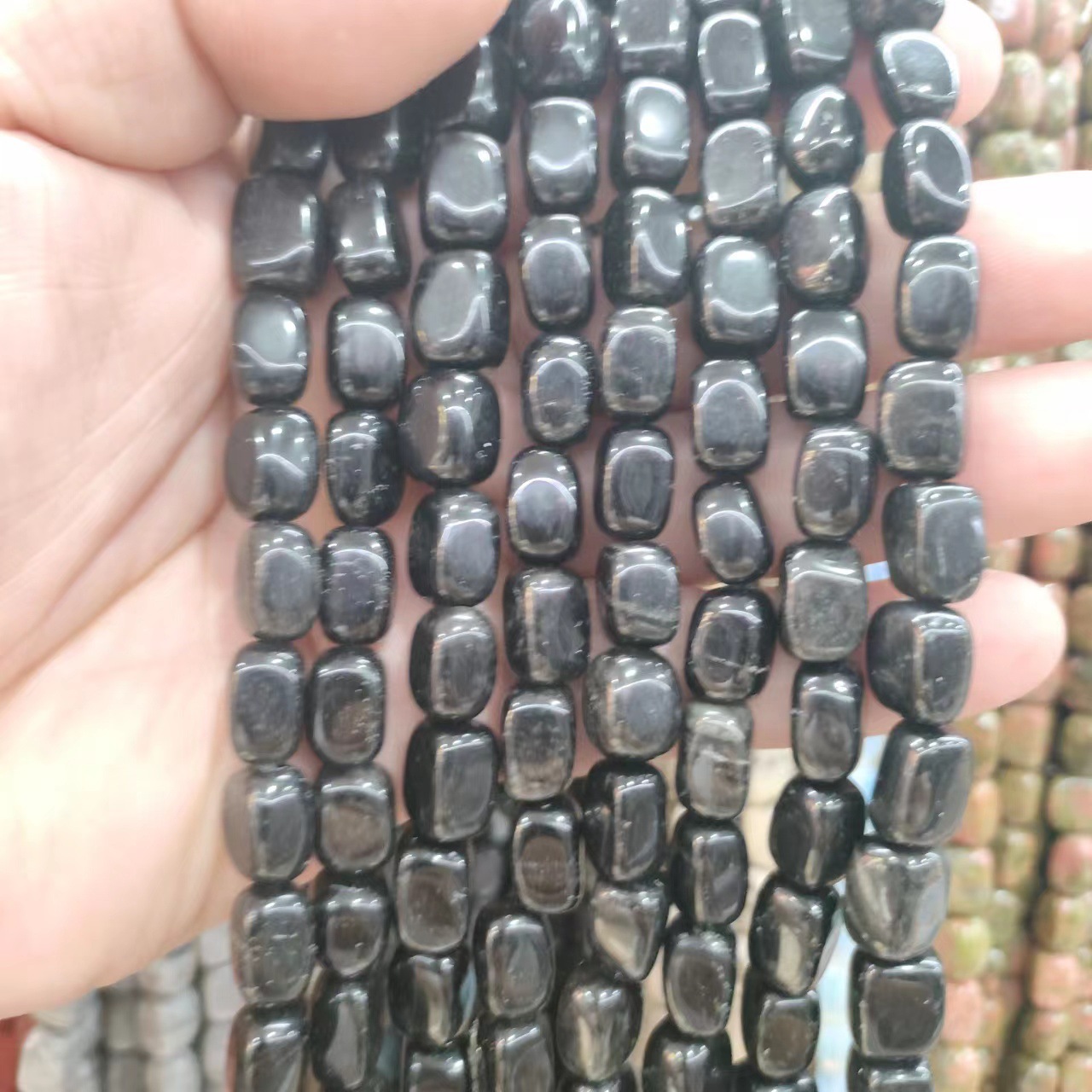 6 Black Agate