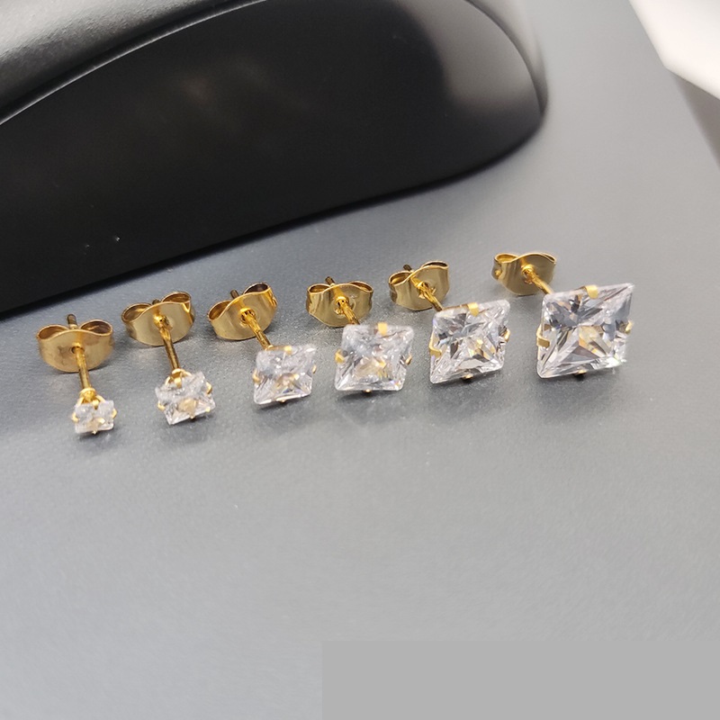 Golden claw white zircon - 3mm