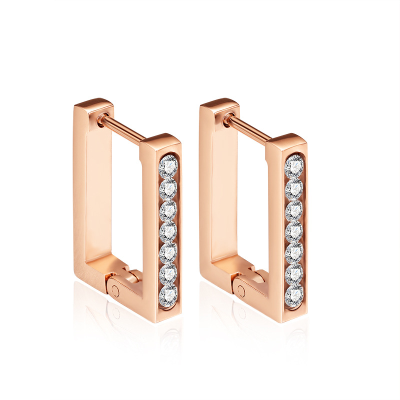 5:Seven diamonds in rose gold