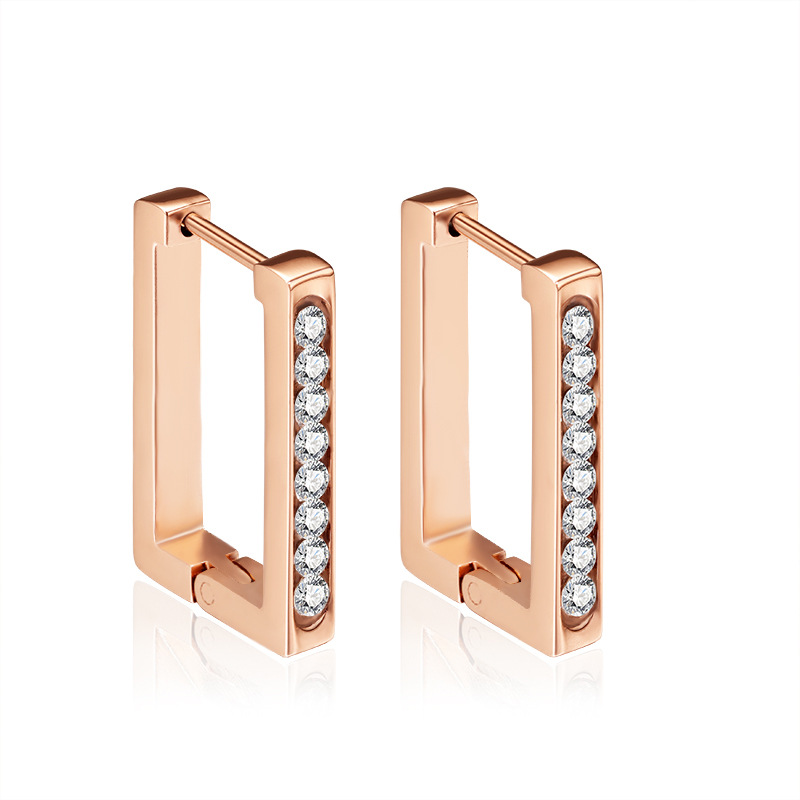 6:Eight diamonds in rose gold