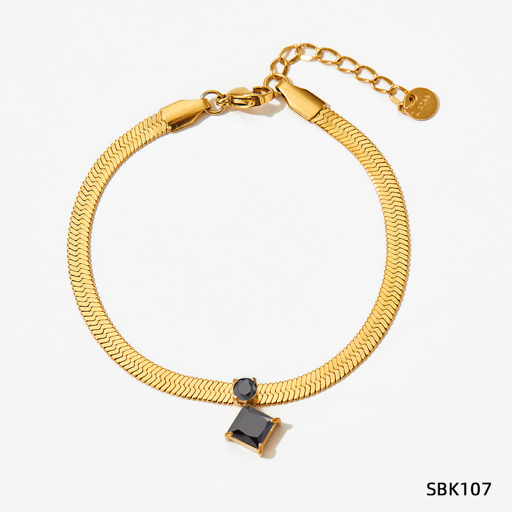 C bracelet 170mm, 30mm