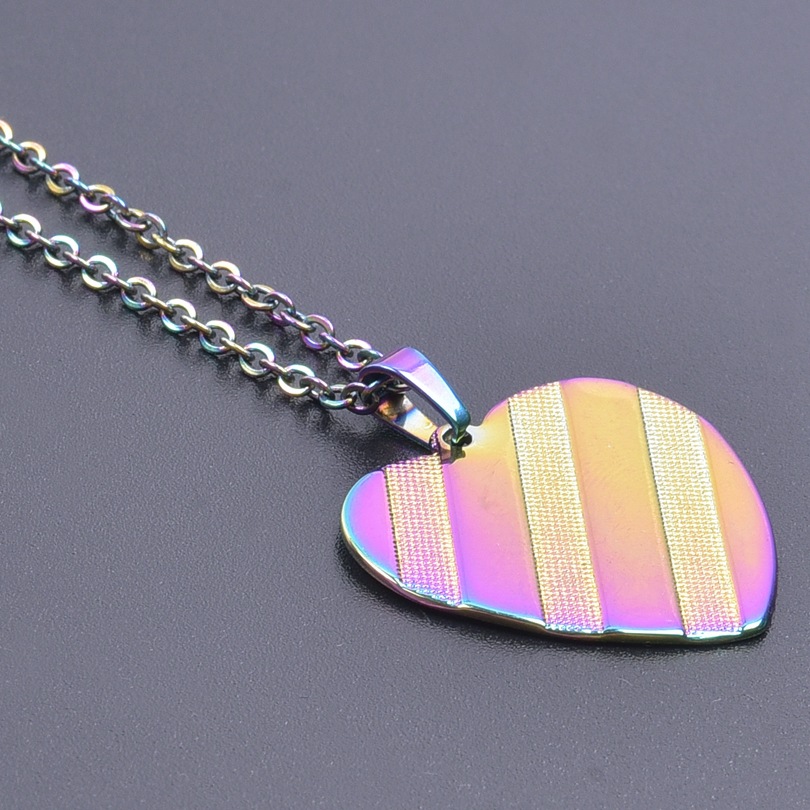 5:7 color necklace