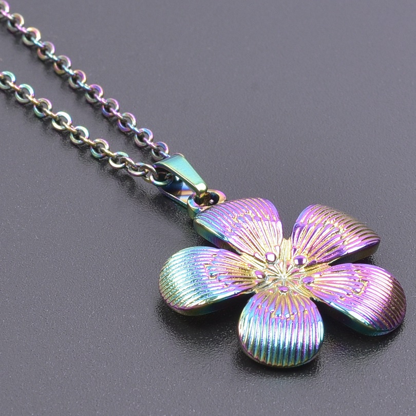 5:7 color necklace