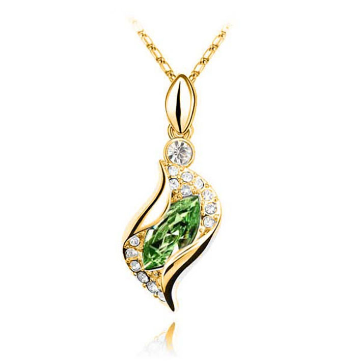 Golden fruit green necklace