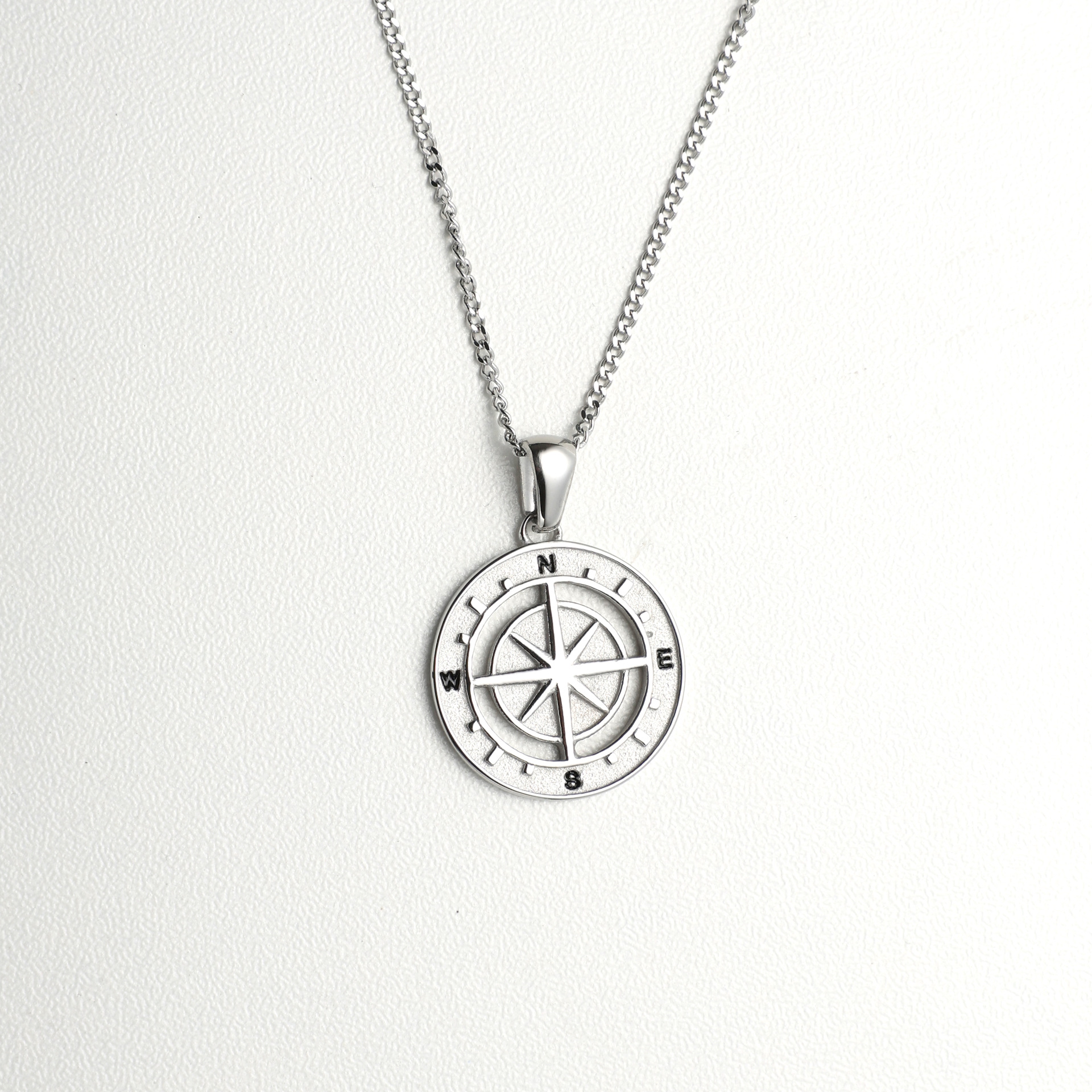 6:G Pendant Necklace