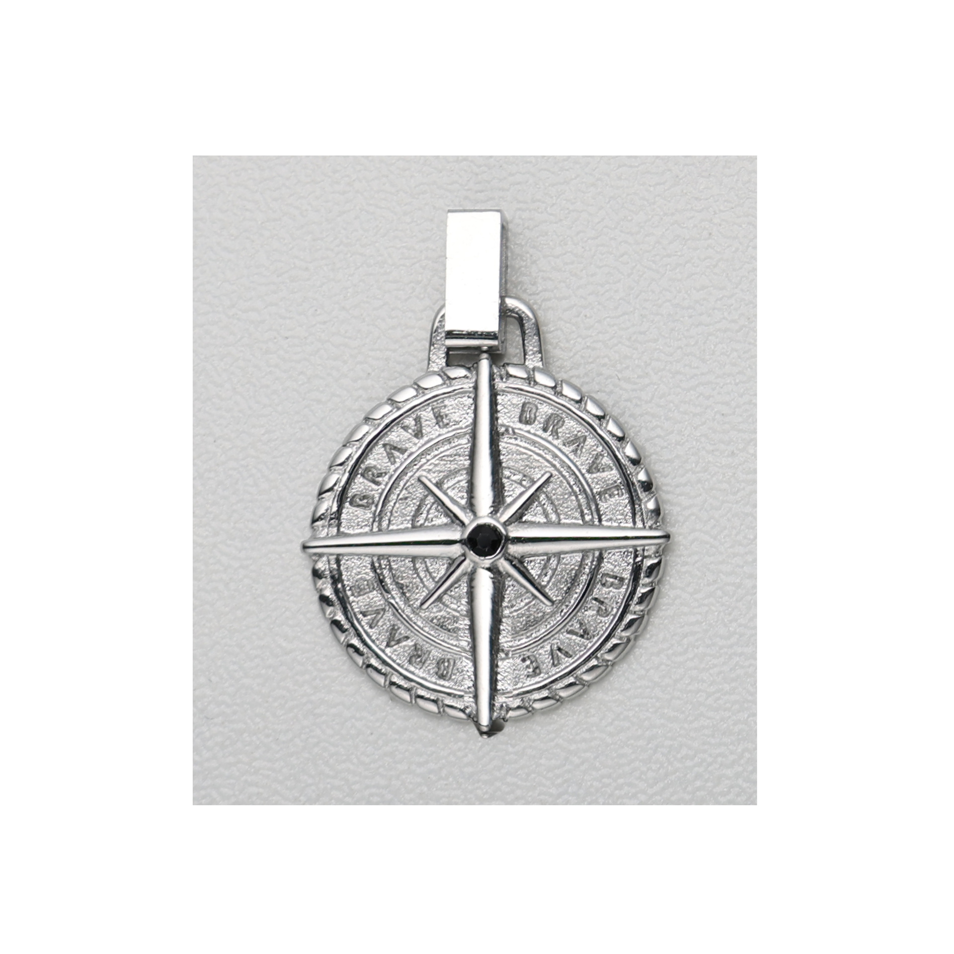 B single pendant