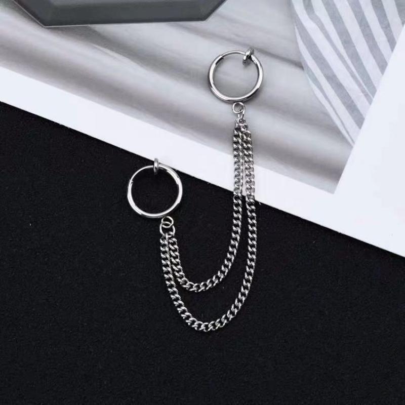 Double chain ear clip