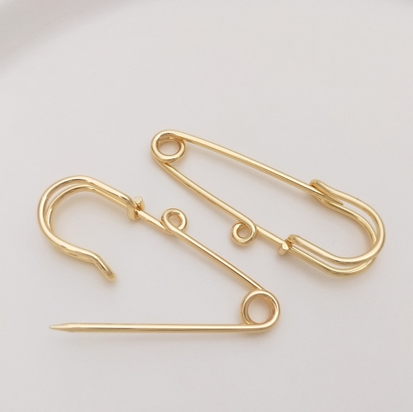 2:40x13mm one-ring brooch