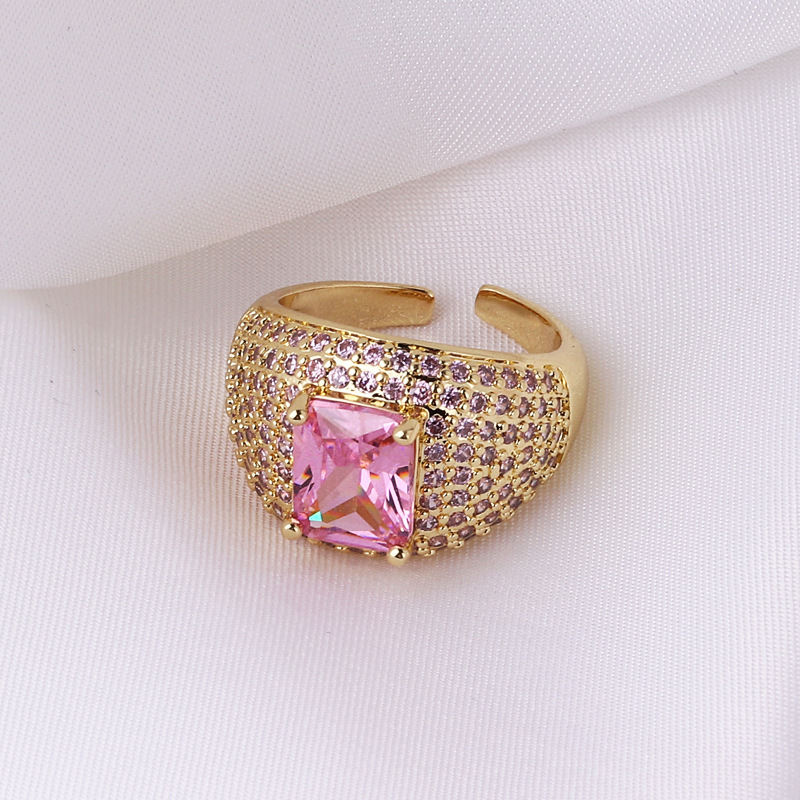 4:Pink zirconium