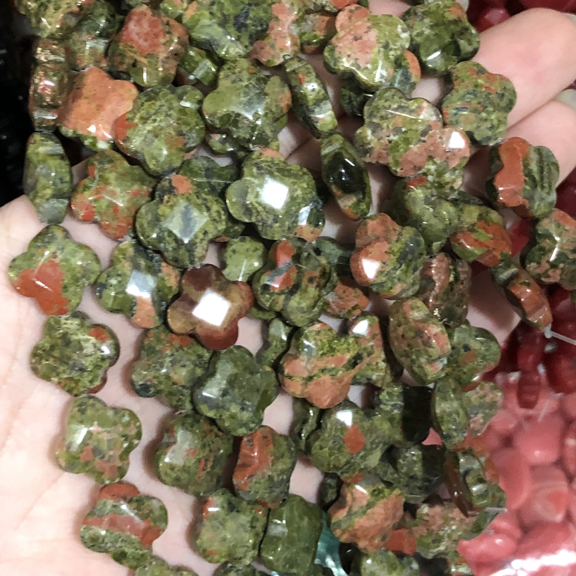 11 Unakite