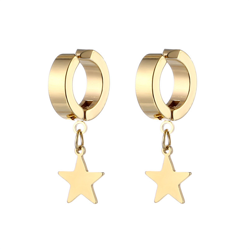 6:Gold ear clip