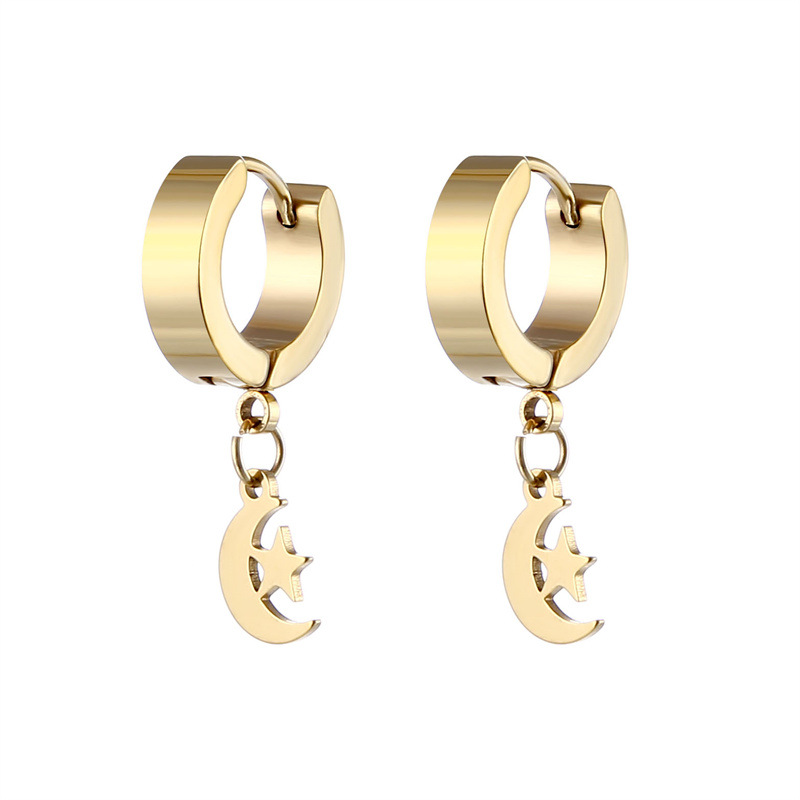 3:Gold ear buckle