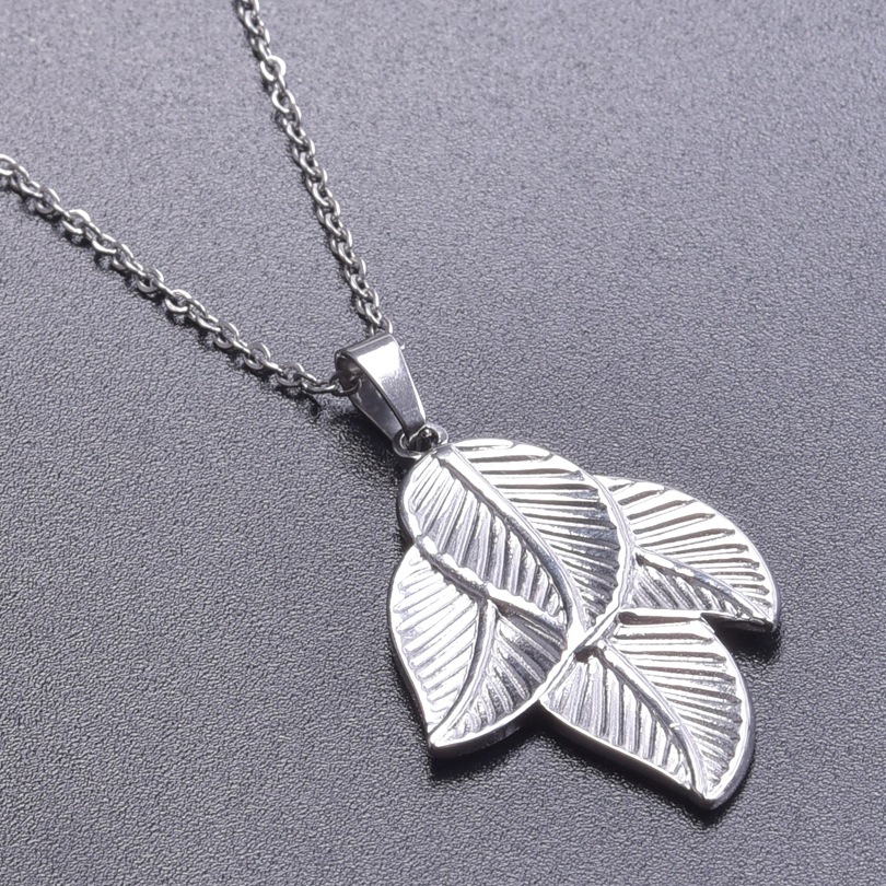 Steel necklace