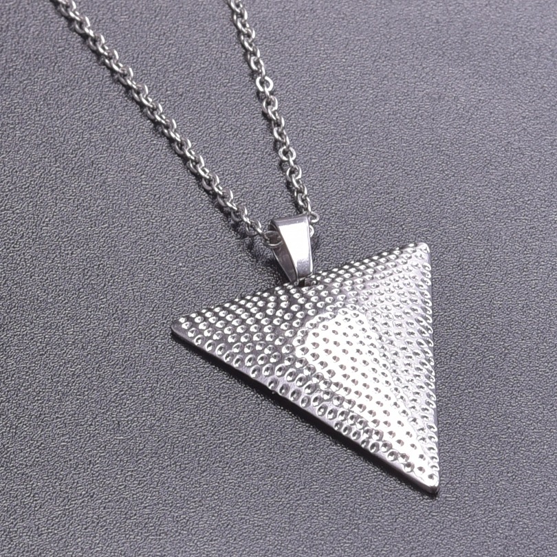 4:Steel necklace