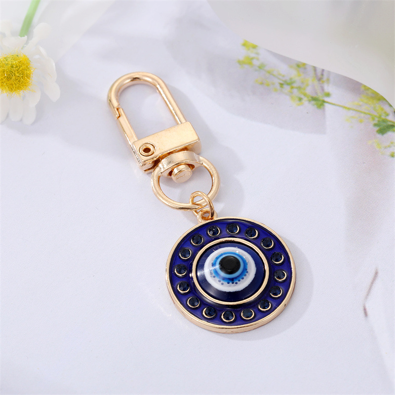 Dot diamond sapphire patch eye