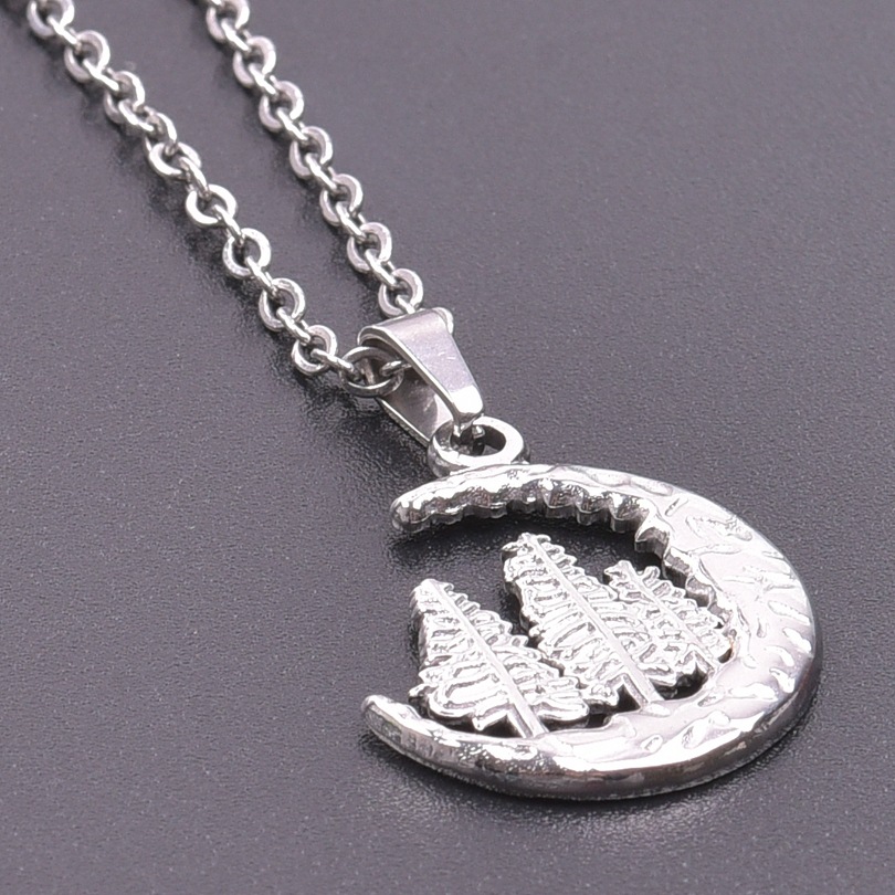 Steel necklace