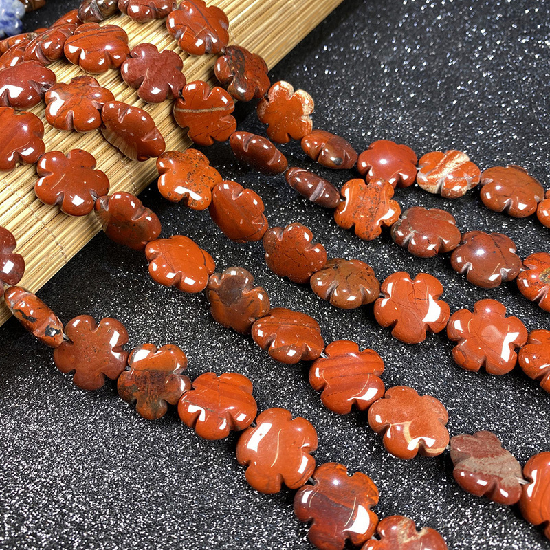 red jasper 16 * 16 * 6mm about 25 pieces