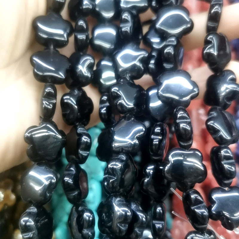 black 16 * 16 * 6mm about 25 pieces